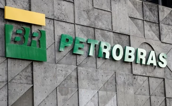 Petrobras tem lucro líquido de R$ 26,6 bilhões no terceiro trimestre, queda de 42%